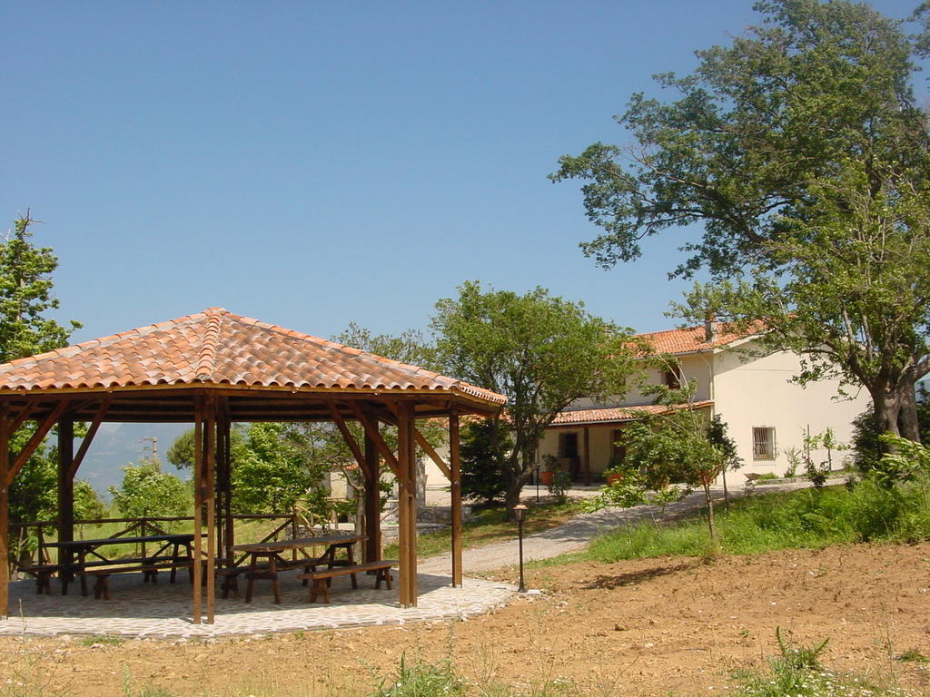 Agriturismo Collevento Trecchina Kültér fotó